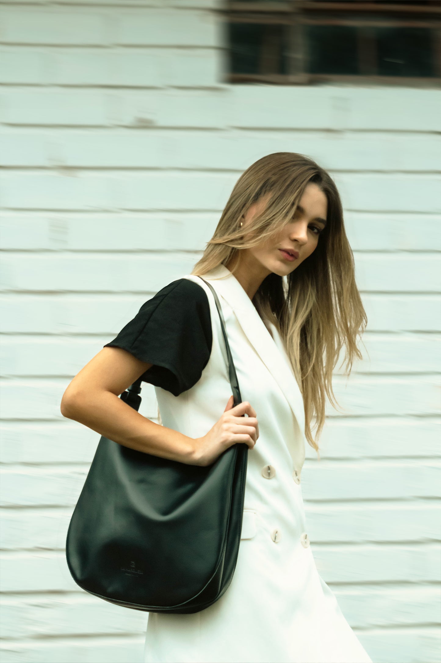 Saddle Handbag - Black
