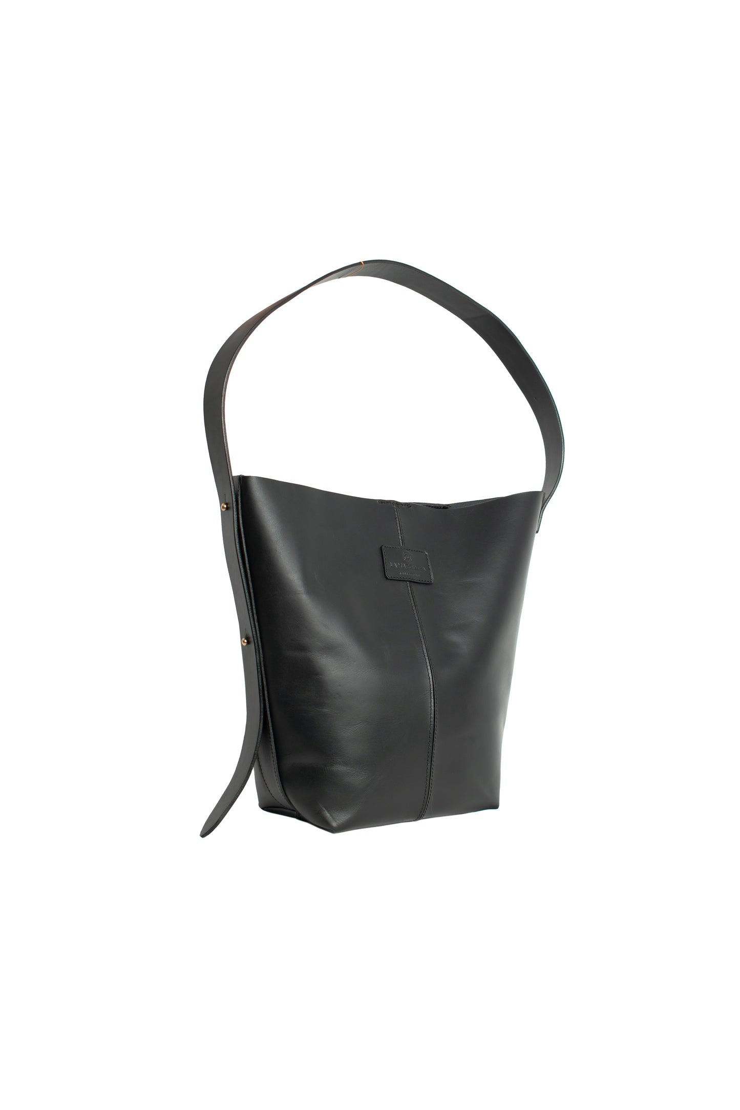 Pilar - Black
